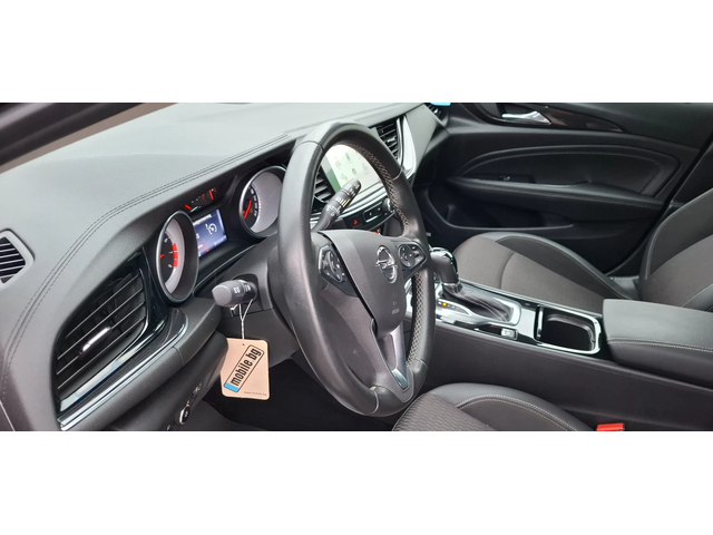 Opel Insignia 2.0 Turbo 4x4 260kc Autamtic Bose Distronic - автомобили, коли, обяви за нови и употребявани 12