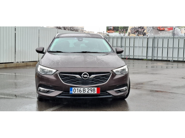 Opel Insignia 2.0 Turbo 4x4 260kc Autamtic Bose Distronic - автомобили, коли, обяви за нови и употребявани 1