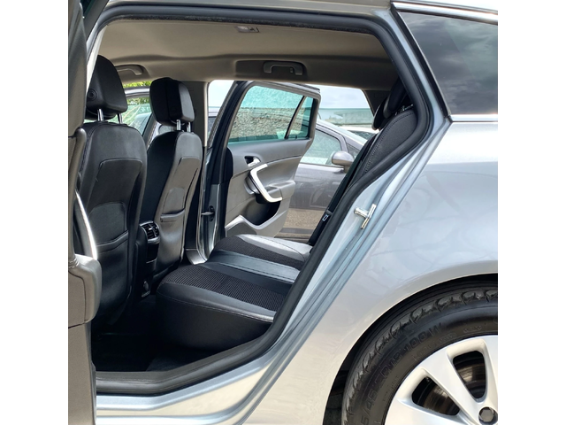 Opel Insignia 2.0D 163HP FACE LIFT - автомобили, коли, обяви за нови и употребявани 11