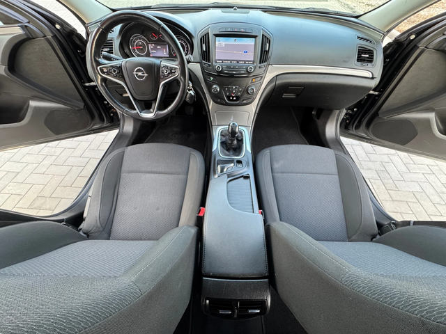 Opel Insignia 2.0 CDTi 140к.с SPORTS TOURER / NAVI / PARKTRONIC - автомобили, коли, обяви за нови и употребявани 8