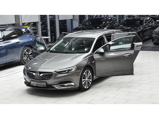 Opel Insignia Sports Tourer 2.0 CDTi Business Innovation - автомобили, коли, обяви за нови и употребявани 0
