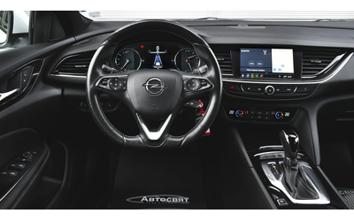 Opel Insignia Sports Tourer 2.0d OPC Line 4x4 Automatic - автомобили, коли, обяви за нови и употребявани 11