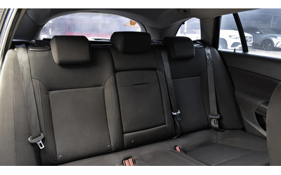 Opel Insignia Sports Tourer 2.0 CDTi Edition - автомобили, коли, обяви за нови и употребявани 10