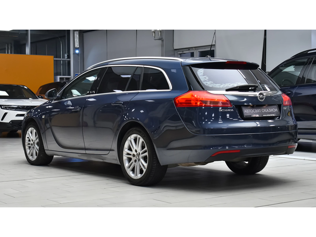 Opel Insignia Sports Tourer 2.0 CDTi Edition - автомобили, коли, обяви за нови и употребявани 6