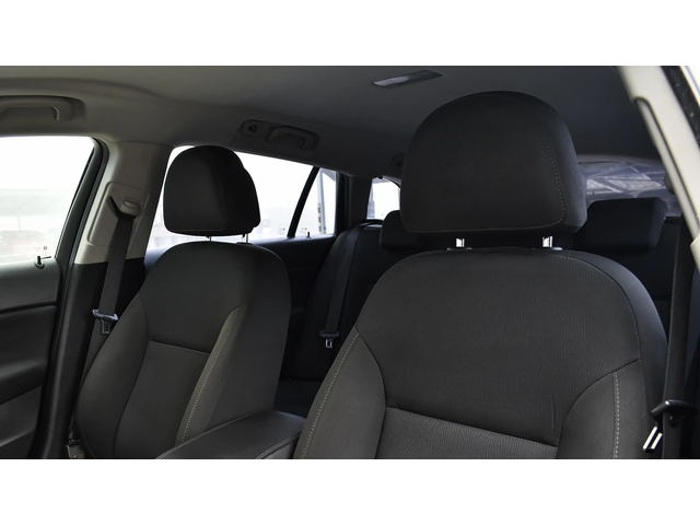 Opel Insignia Sports Tourer 2.0 CDTi Edition - автомобили, коли, обяви за нови и употребявани 9