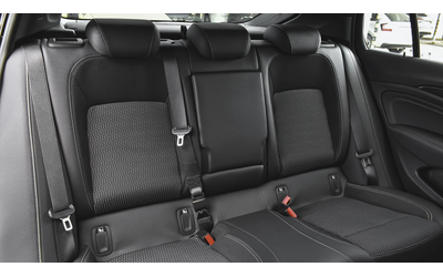 Opel Insignia Grand Sport 2.0d Innovation 4x4 Automatic - автомобили, коли, обяви за нови и употребявани 11