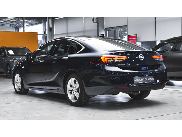 Opel Insignia Grand Sport 1.6d Innovation - автомобили, коли, обяви за нови и употребявани 6