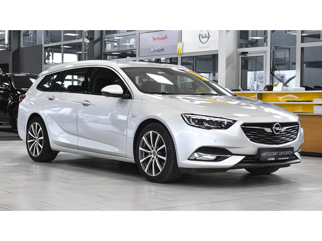 Opel Insignia Sports Tourer 1.6d Innovation Automatic - автомобили, коли, обяви за нови и употребявани 4