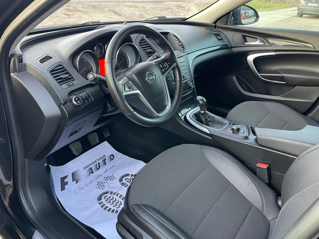 Opel Insignia 2.0CDTI-NAVI-ITALIA - автомобили, коли, обяви за нови и употребявани 12