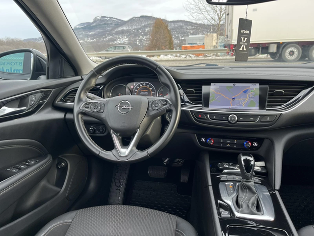 Opel Insignia 2.0TDI 170к EURO 6C АВТОМАТ KEYLESS GO ВНОС ИТАЛИЯ - автомобили, коли, обяви за нови и употребявани 11