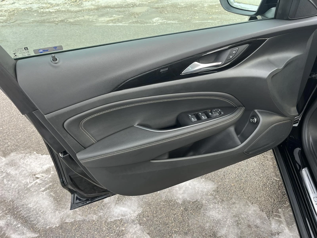 Opel Insignia 2.0TDI 170к EURO 6C АВТОМАТ KEYLESS GO ВНОС ИТАЛИЯ - автомобили, коли, обяви за нови и употребявани 6