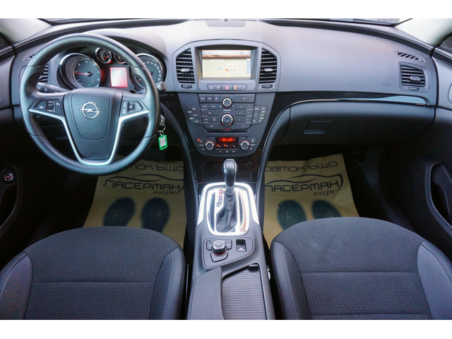 Opel Insignia 2.0 CDTI SPORTS TOURER COSMO - автомобили, коли, обяви за нови и употребявани 11