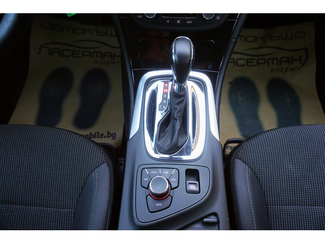 Opel Insignia 2.0 CDTI SPORTS TOURER COSMO - автомобили, коли, обяви за нови и употребявани 6