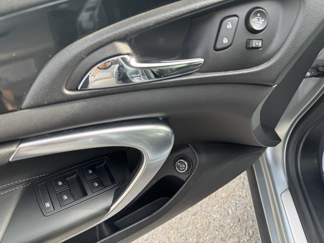 Opel Insignia 4х4 / Sport Tourer / Automatic / ЛИЗИНГ - автомобили, коли, обяви за нови и употребявани 19