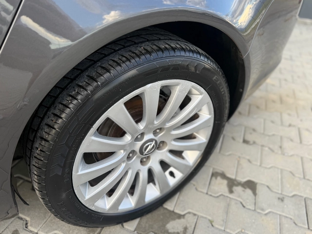 Opel Insignia 2.0 TDCI TOP !!! - автомобили, коли, обяви за нови и употребявани 9