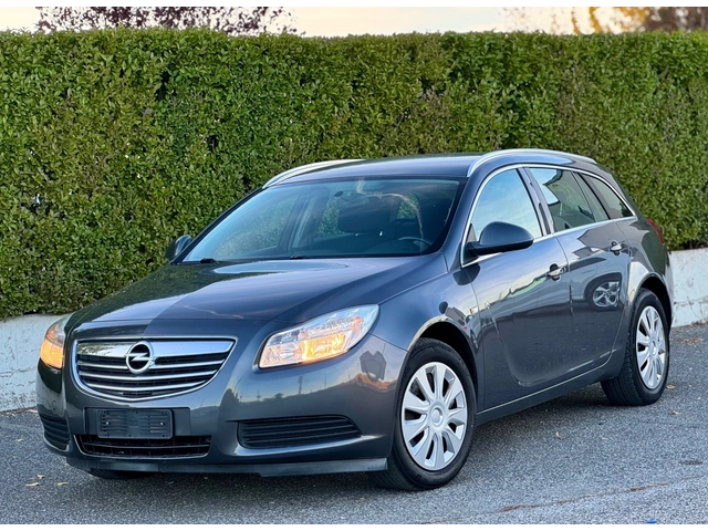 Opel Insignia 2.0CDTI~130hp~ITALY - автомобили, коли, обяви за нови и употребявани 0