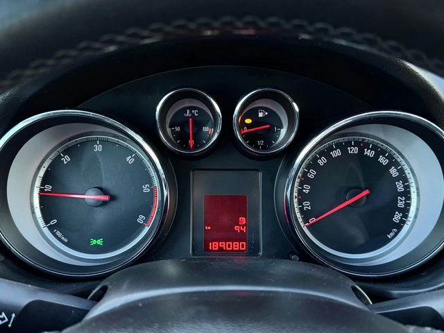 Opel Insignia 2.0CDTI~130hp~ITALY - автомобили, коли, обяви за нови и употребявани 16