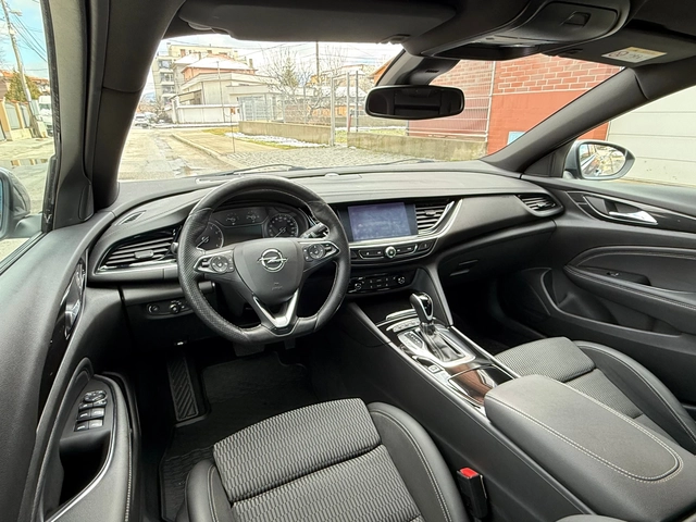 Opel Insignia EXCLUSIVE-1.6T-AVTOMAT-ШВЕЙЦАРИЯ-TOP- - автомобили, коли, обяви за нови и употребявани 8
