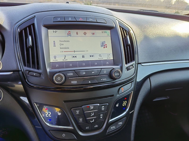 Opel Insignia Генерация: Insignia Sedan, Двигател (модификация)2.0 CDTI (170 Hp) DPF, Пакет: Cosmo - автомобили, коли, обяви за нови и употребявани 9