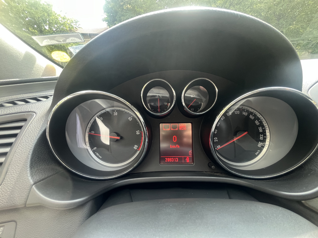 Opel Insignia Не - автомобили, коли, обяви за нови и употребявани 7