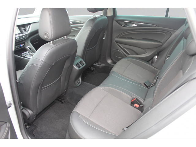 Opel INSIGNIA SPORTS TOURER 2.0 DTH 170HP EAT - автомобили, коли, обяви за нови и употребявани 6