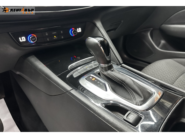Opel Insignia Sports Tourer 2.0d/ГАРАНЦИЯ - автомобили, коли, обяви за нови и употребявани 10