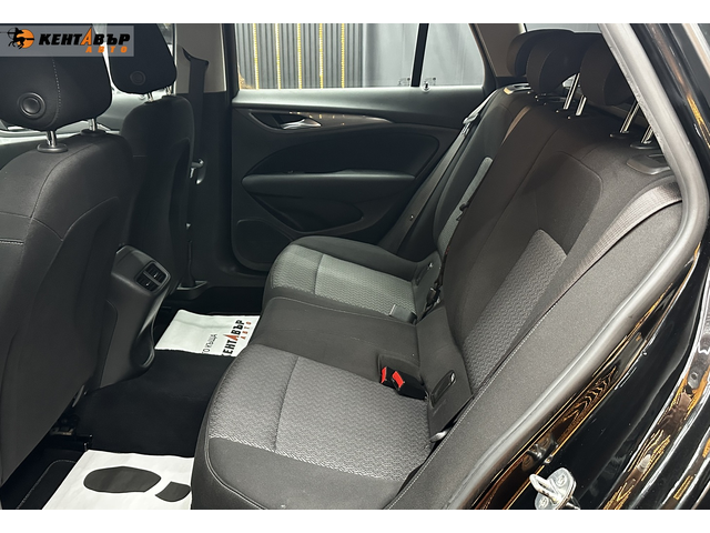 Opel Insignia Sports Tourer 2.0d/ГАРАНЦИЯ - автомобили, коли, обяви за нови и употребявани 8