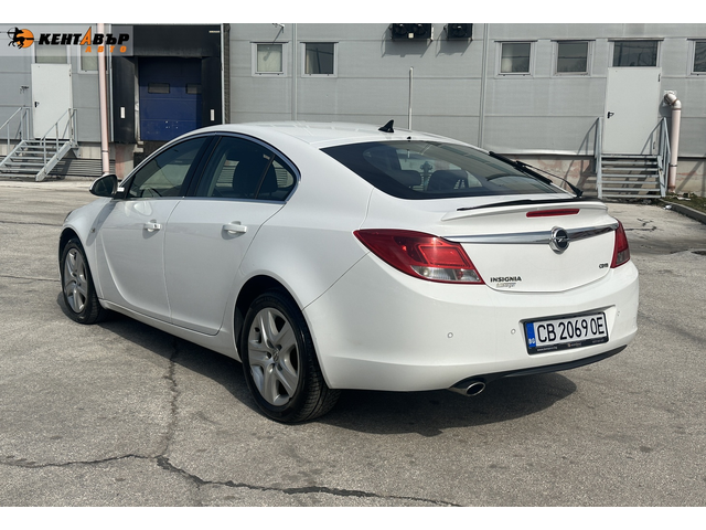 Opel Insignia2.0d 160к.с. - автомобили, коли, обяви за нови и употребявани 2