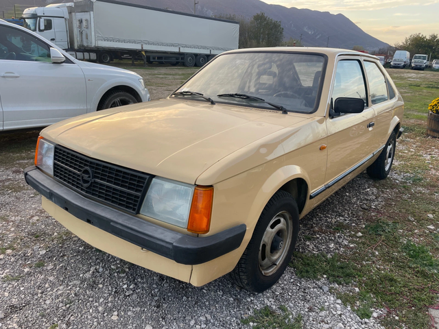 Opel Kadett 1.2i-60-ITALIA - автомобили, коли, обяви за нови и употребявани 0
