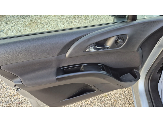 Opel Meriva 1.4 БЕНЗИН ГАЗ BRC 100ХИЛ.ЛИЗИНГ ВИДЕО - автомобили, коли, обяви за нови и употребявани 13