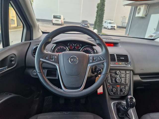 Opel Meriva 1.4/ 120 к.с. - автомобили, коли, обяви за нови и употребявани 15