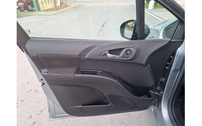 Opel Meriva 1.4/ 120 к.с. - автомобили, коли, обяви за нови и употребявани 8