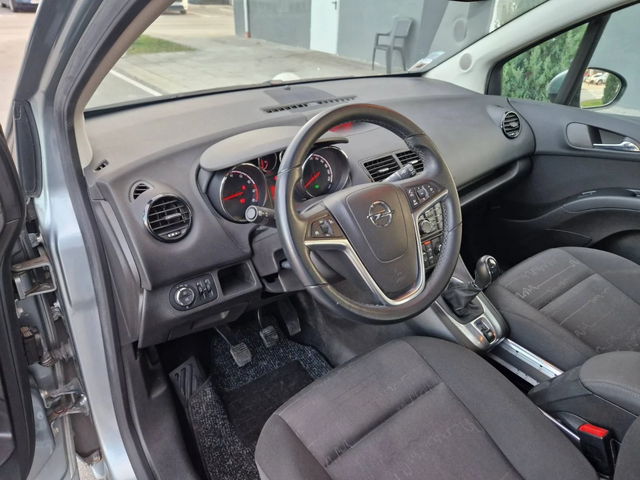 Opel Meriva 1.4/ 120 к.с. - автомобили, коли, обяви за нови и употребявани 9