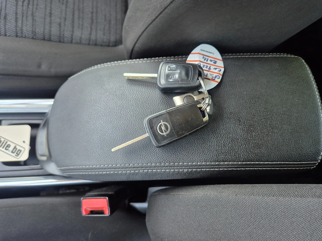 Opel Meriva 1.6CDTI 95k.s. - автомобили, коли, обяви за нови и употребявани 16