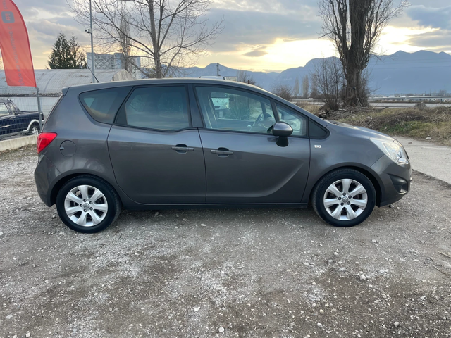 Opel Meriva 1.3CDTI-ITALIA - автомобили, коли, обяви за нови и употребявани 3