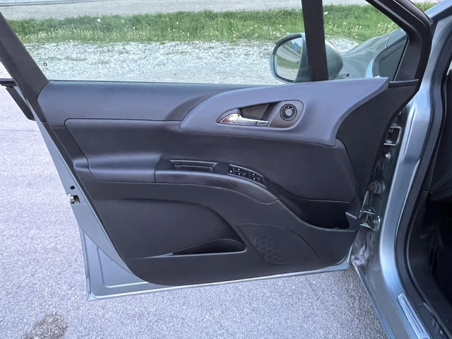 Opel Meriva 1.3 M-JET 95кс КЛИМАТРОНИК EURO 5А АВТОПИЛОТ - автомобили, коли, обяви за нови и употребявани 6