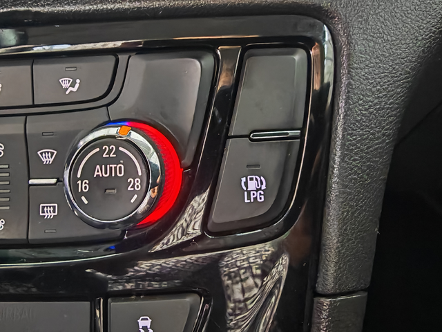 Opel Mokka 1.4-ГАЗ-КОЖА-ANDROID AUTO - автомобили, коли, обяви за нови и употребявани 16