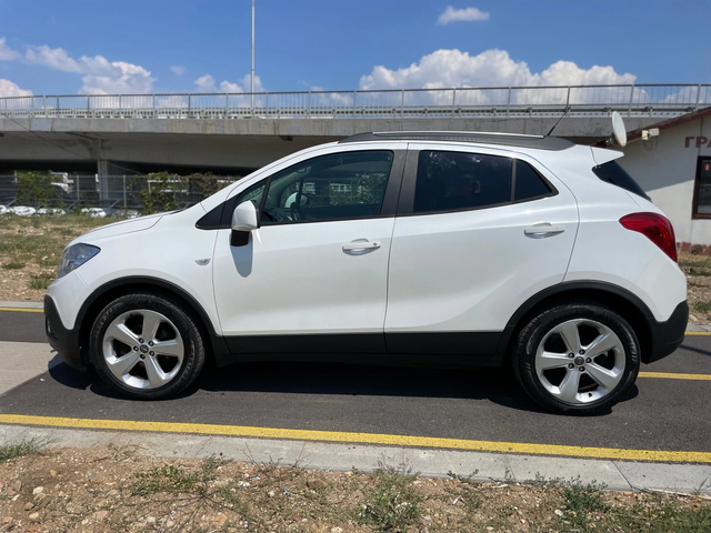 Opel Mokka 1.7CDTI-4x4-NAVI-кожа - автомобили, коли, обяви за нови и употребявани 4