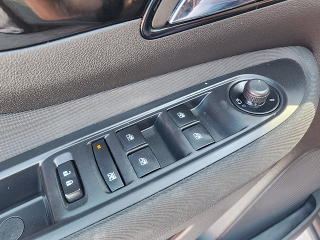 Opel Mokka X 1.6CDTI - автомобили, коли, обяви за нови и употребявани 12