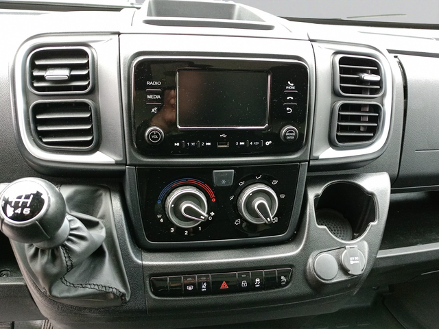 Opel Movano MCA Van  3.0T L2H2 2.2 BlueHDI 120 S&S E6 - автомобили, коли, обяви за нови и употребявани 12