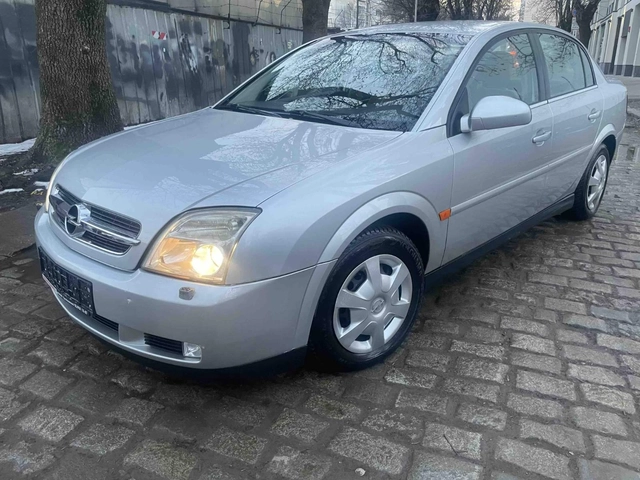 Opel Vectra 1, 8 eco tec - автомобили, коли, обяви за нови и употребявани 2