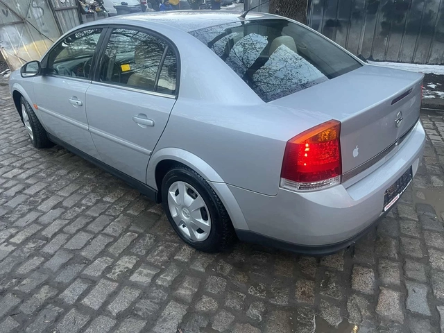 Opel Vectra 1, 8 eco tec - автомобили, коли, обяви за нови и употребявани 3