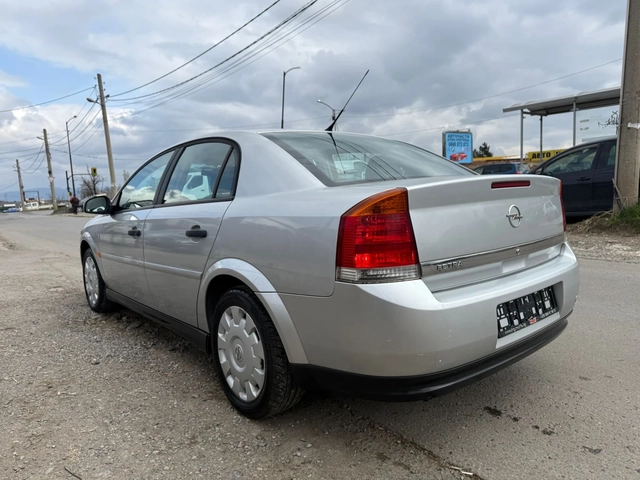 Opel Vectra 1, 800 EURO4 - автомобили, коли, обяви за нови и употребявани 3