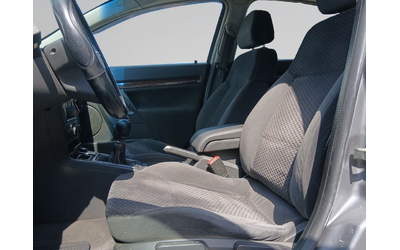Opel VECTRA - автомобили, коли, обяви за нови и употребявани 9