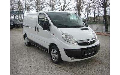 Opel Vivaro 2.0cdti 6ck.EURO 5B - автомобили, коли, обяви за нови и употребявани 6