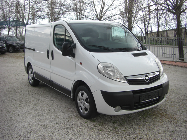 Opel Vivaro 2.0cdti 6ck.EURO 5B - автомобили, коли, обяви за нови и употребявани 6