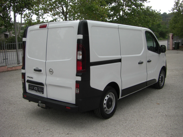 Opel Vivaro 1.6cdti 6ck. EURO 6 - автомобили, коли, обяви за нови и употребявани 4