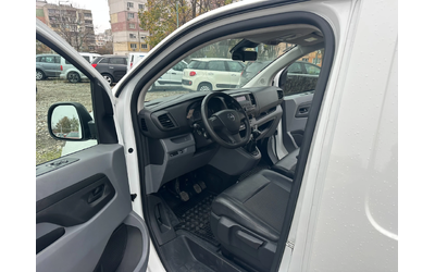 Opel Vivaro 1.5HDI 102kc EURO6 - автомобили, коли, обяви за нови и употребявани 8