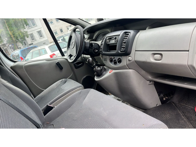 Opel Vivaro - автомобили, коли, обяви за нови и употребявани 4