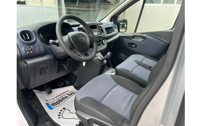 Opel Vivaro 1.6 Diesel 120k.c - автомобили, коли, обяви за нови и употребявани 8